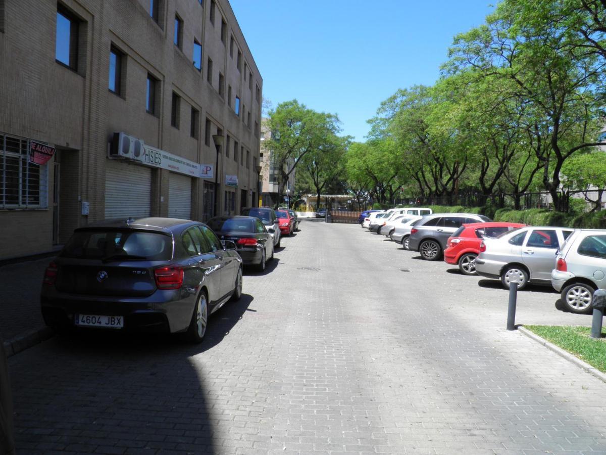 Apartamento Fibes-Congresos Parking Gratis Seville Exterior photo